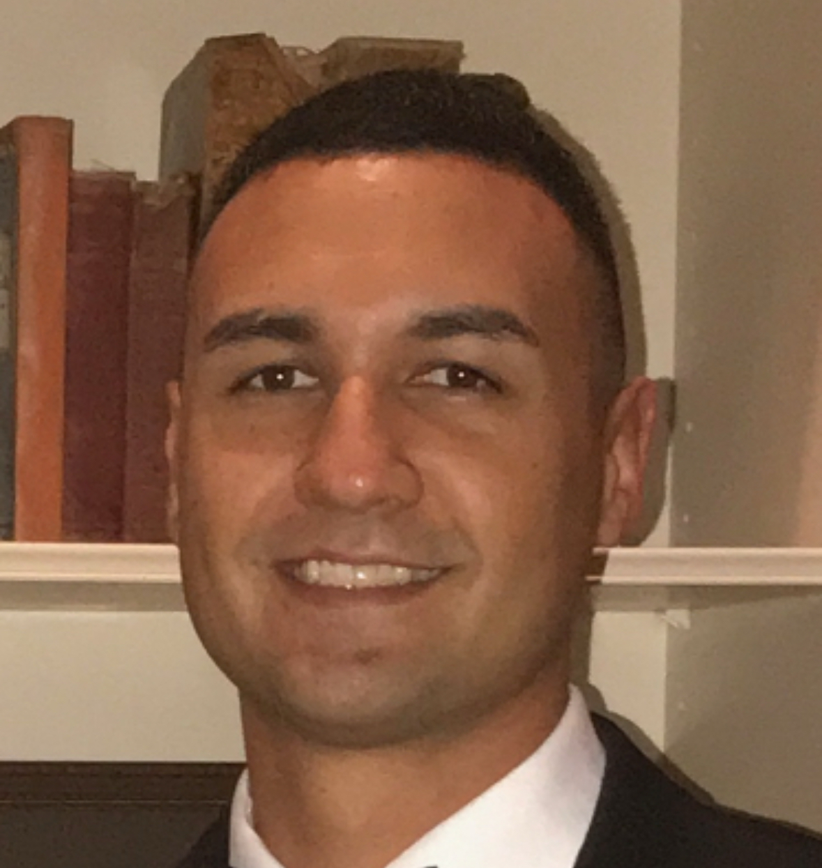 Ryan DeQuiroz